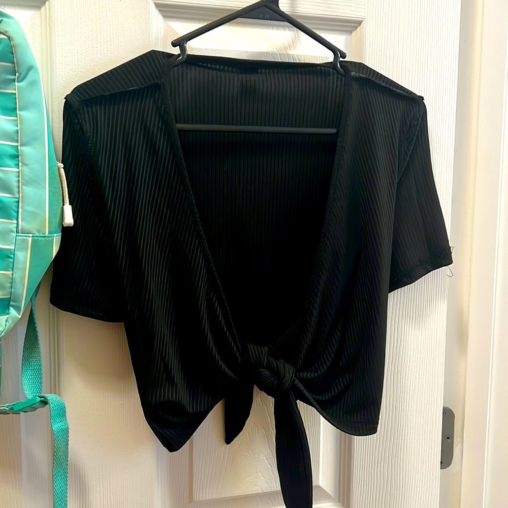 Shein Black Tied Crop Top